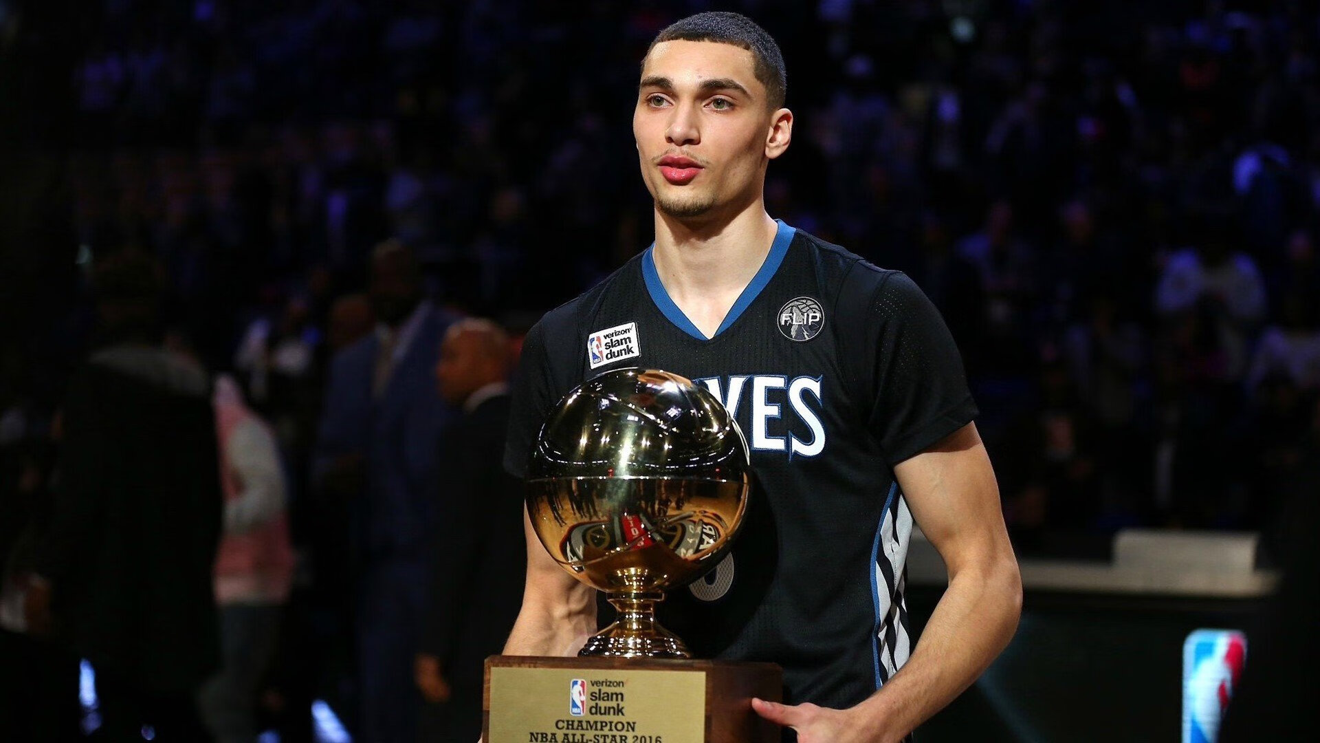 曼城火力压制南非，京多安主宰比赛走向，当足球成为全球化的隐喻