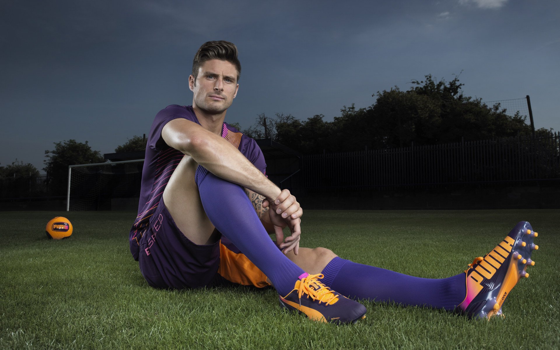 奥运周期关键战之夜，库里关键回合不手软，当娃娃脸刺客亮出致命獠牙